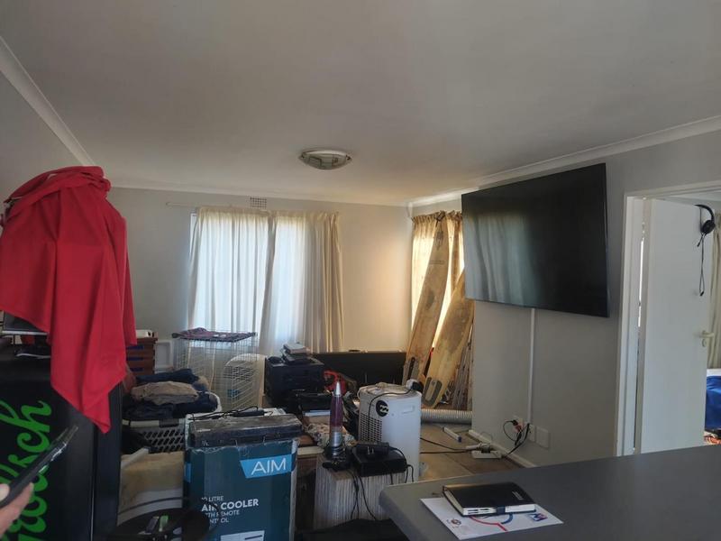 To Let 1 Bedroom Property for Rent in Harbour Island Western Cape